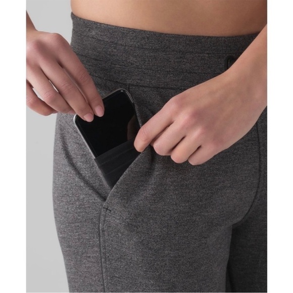 Lululemon On Track Jogger Heathered Black Size 2 - Picture 4 of 16